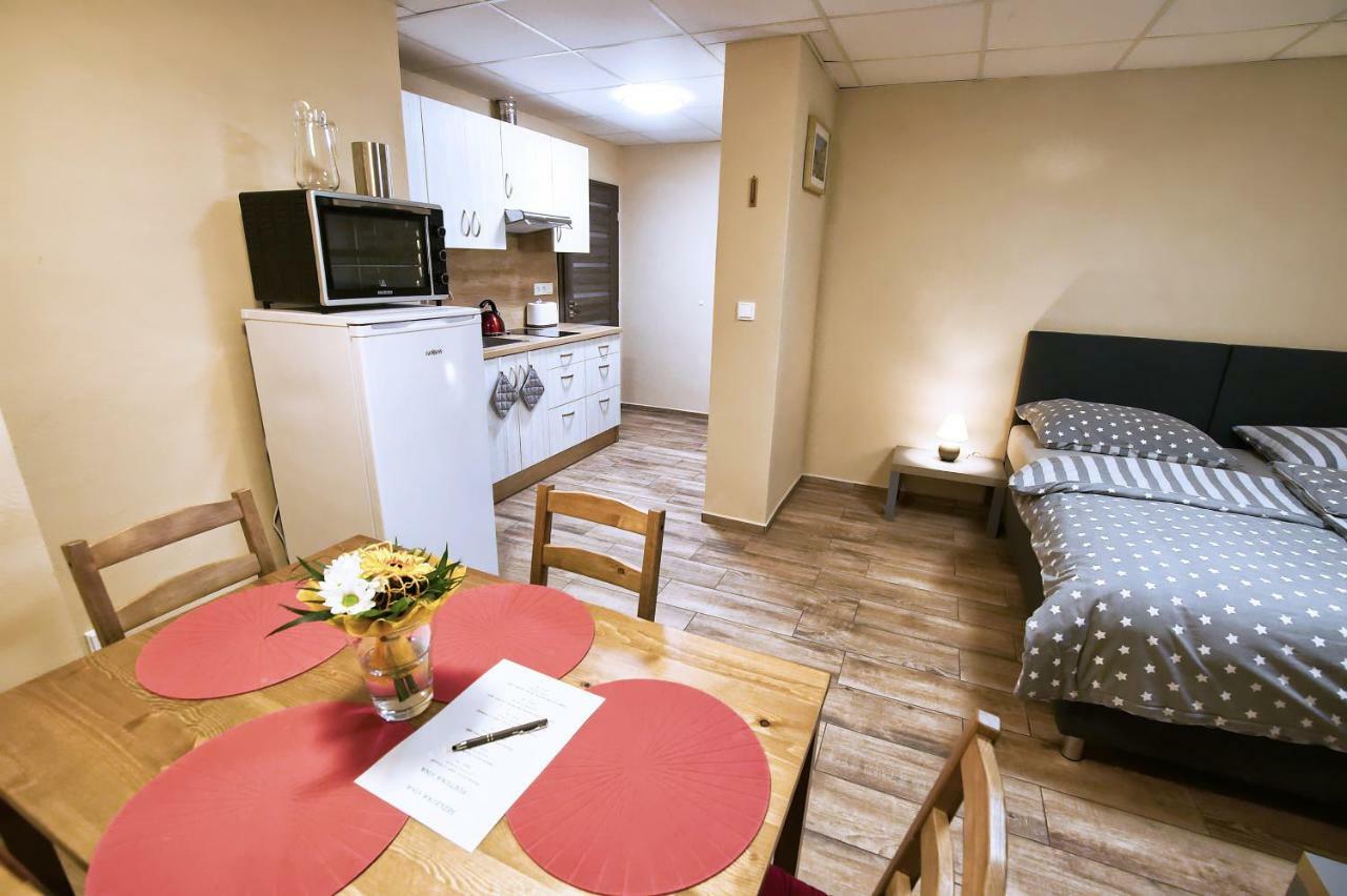 Nice Accommodation In ミクロフ エクステリア 写真